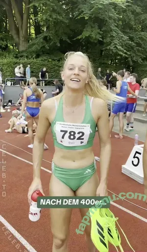 Luna Bulmahn / luna.bulmahn / luna.thiel / lunaa.thiel nude photo #0030