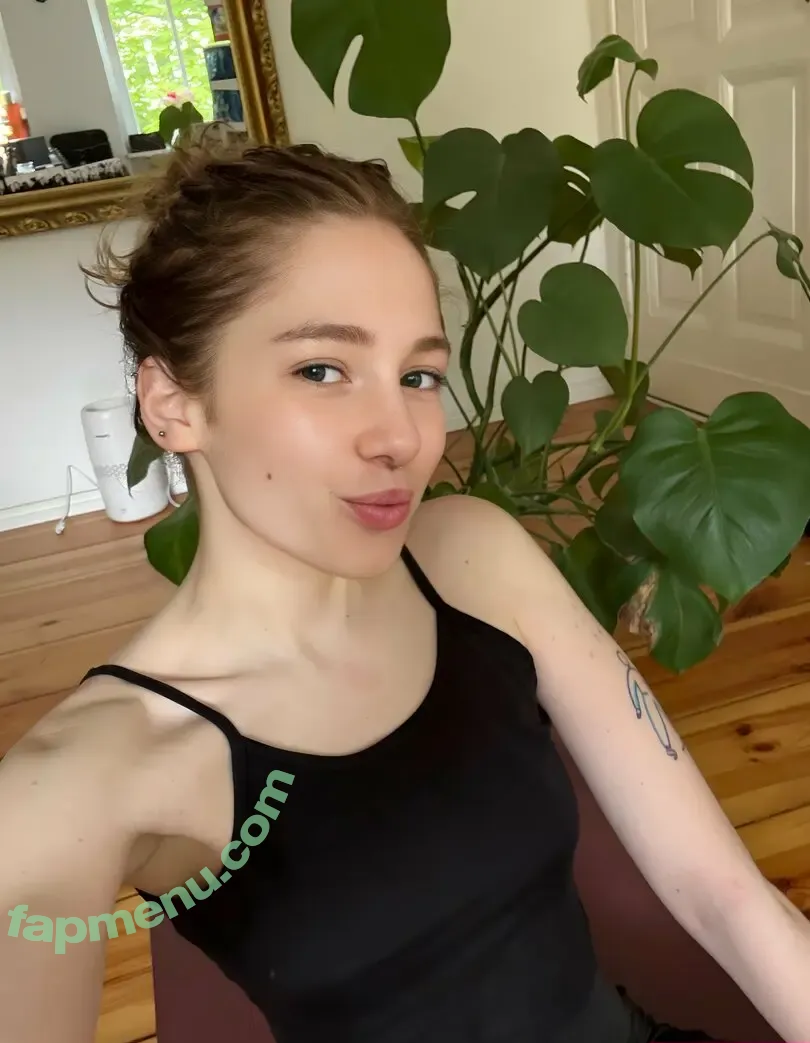 luna_com nude photo #0005 (lyna_com2000)