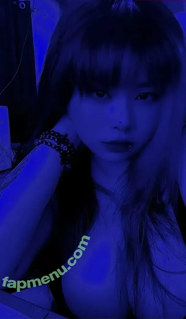 Luna Drei nude photo #0010 (xx.lilithh.xx)