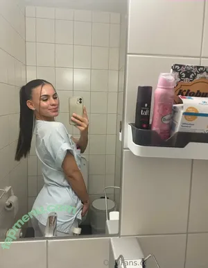luna.graceex / lunagrxce nude photo #0022