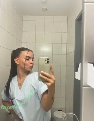 luna.graceex / lunagrxce nude photo #0027