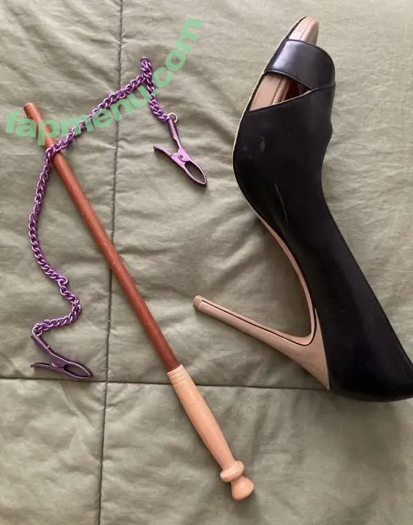 luna.lovesbud nude photo #0079 (Lunalovesbud)