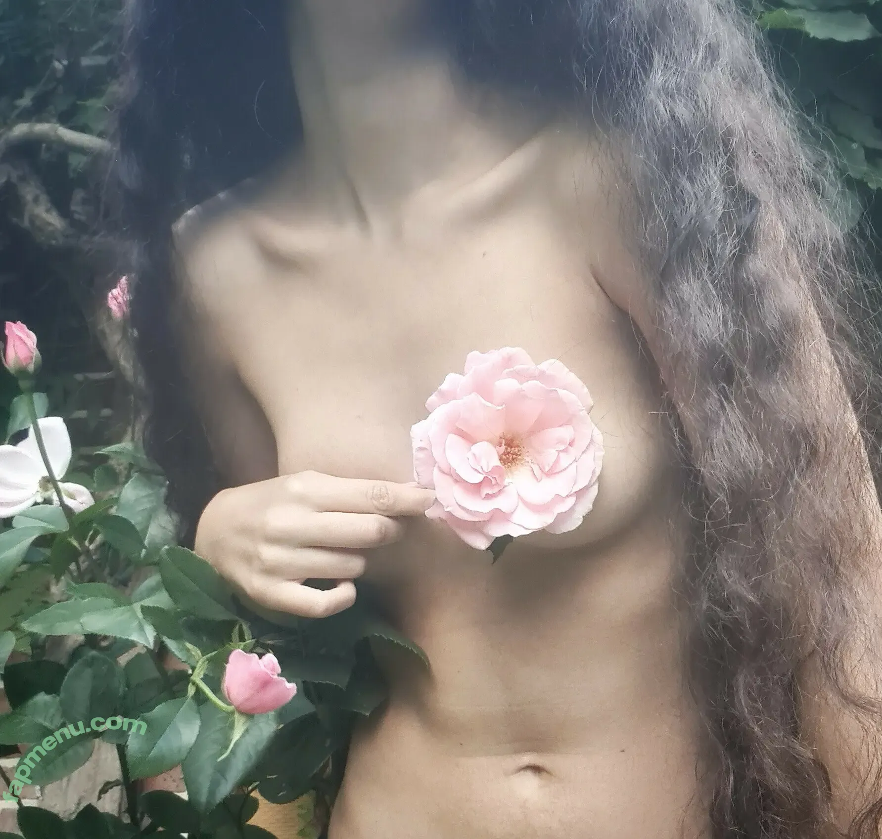 Luna Myosotis nude photo #0095 (LunaMyosotis)
