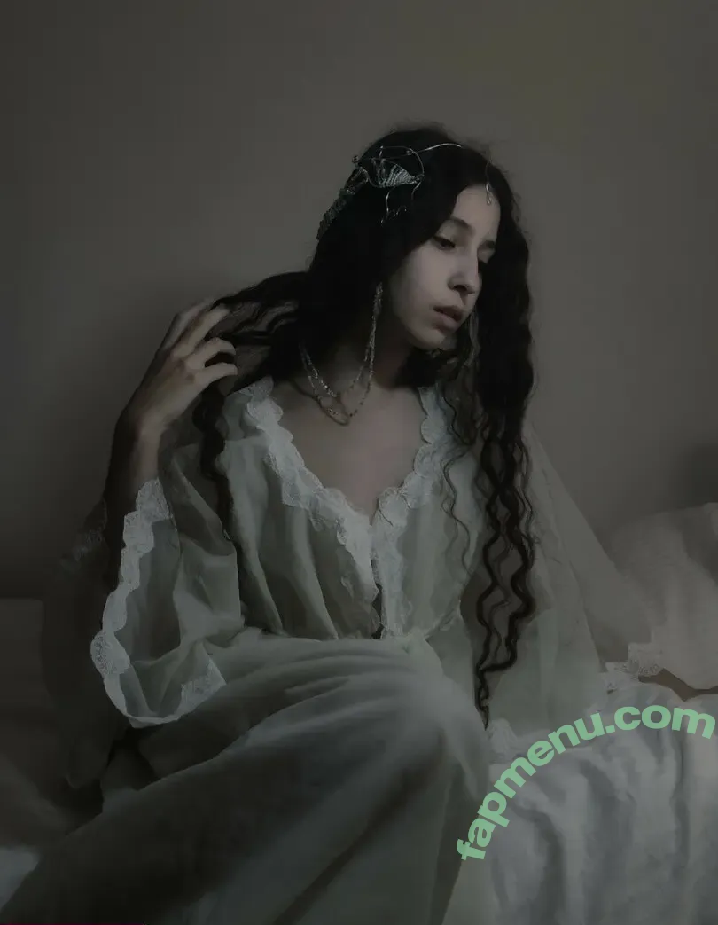 Luna Myosotis nude photo #0122 (LunaMyosotis)