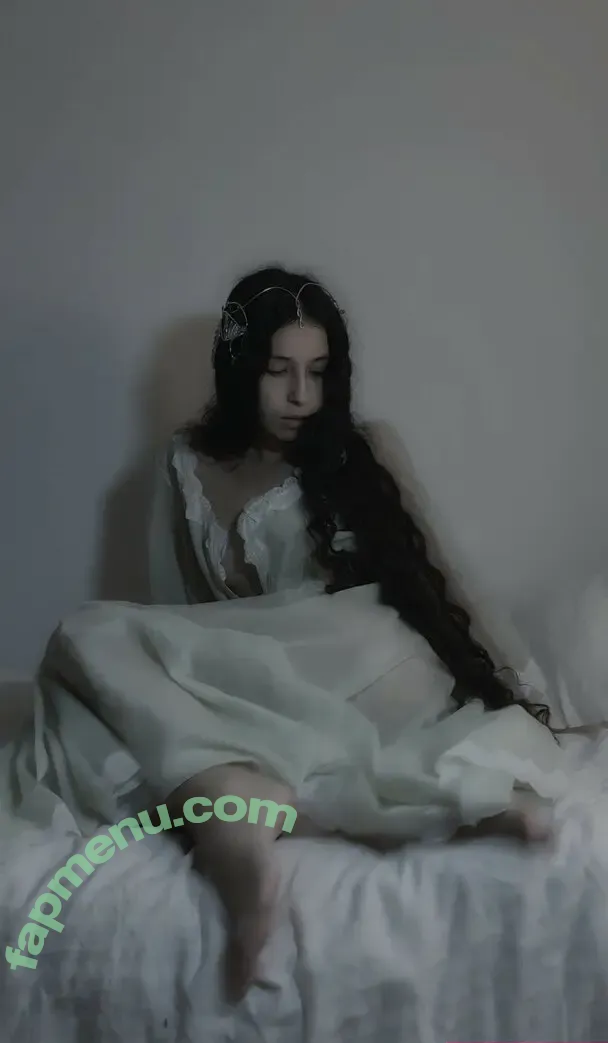 Luna Myosotis nude photo #0129 (LunaMyosotis)