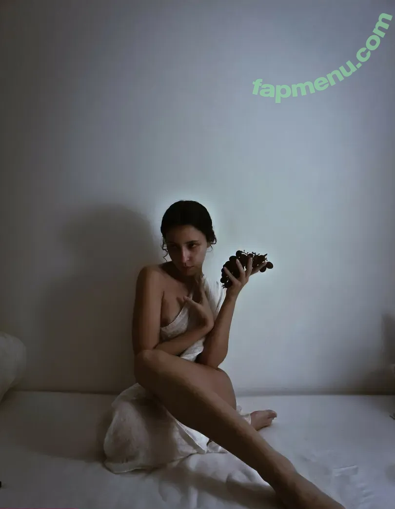 Luna Myosotis nude photo #0144 (LunaMyosotis)