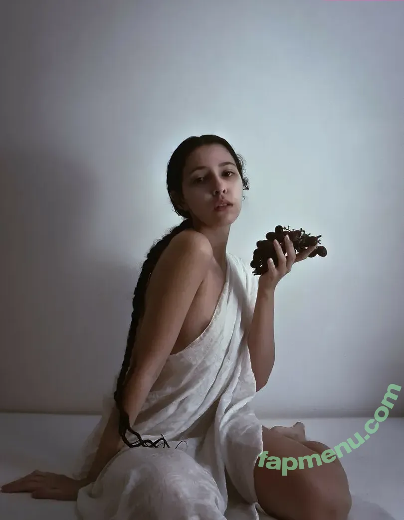 Luna Myosotis nude photo #0146 (LunaMyosotis)