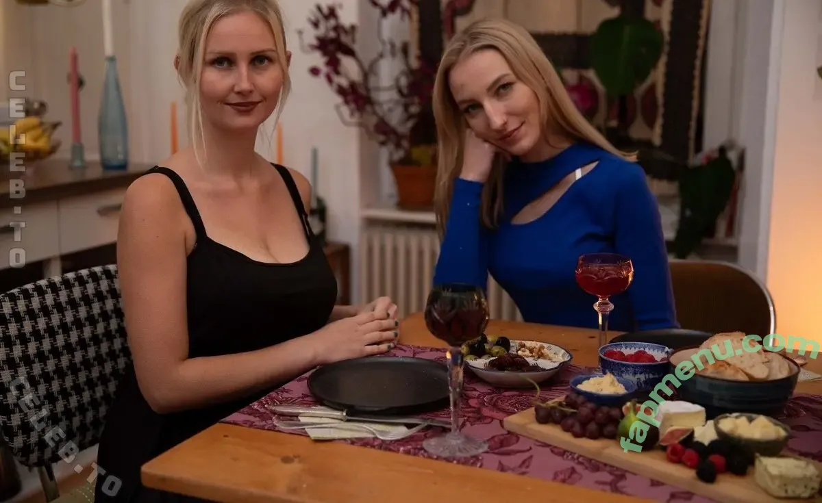 Luna Nebula nude photo #0012 (luna.nebula)