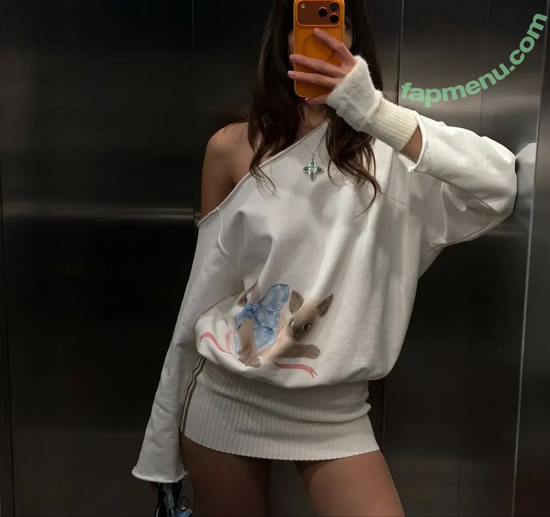 Luna Piombanti nude photo #0109 (lucedellaluna / lunapiombanti)