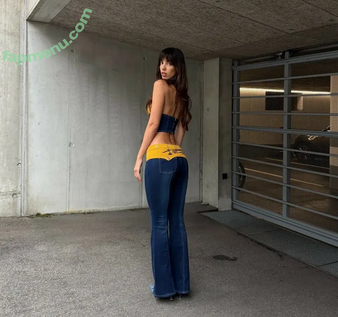 Luna Piombanti nude photo #0111 (lucedellaluna / lunapiombanti)