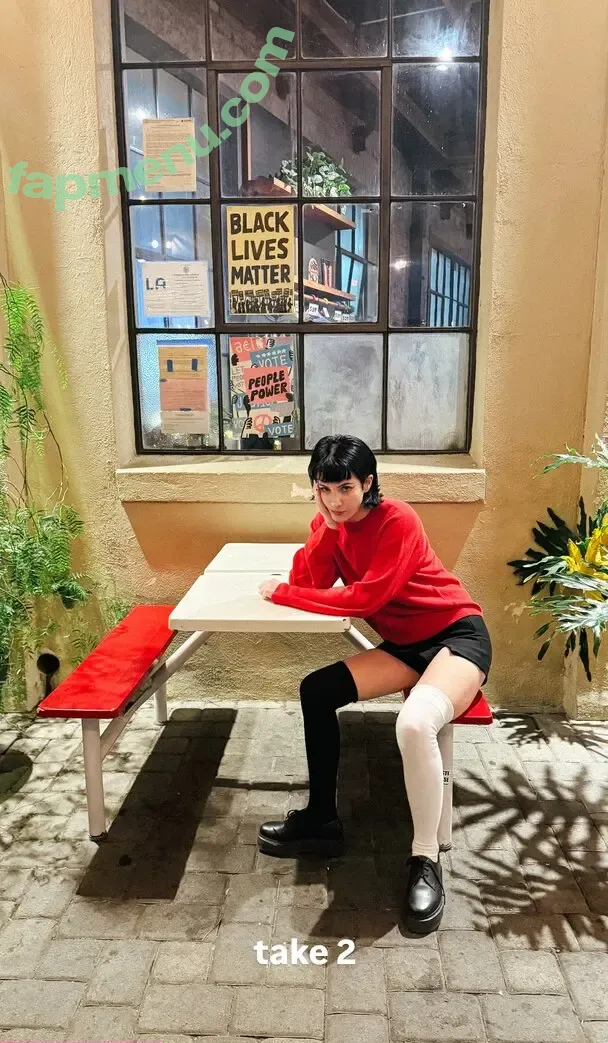 Luna Shadows nude photo #0027 (lunaxshadows / shadowluna)