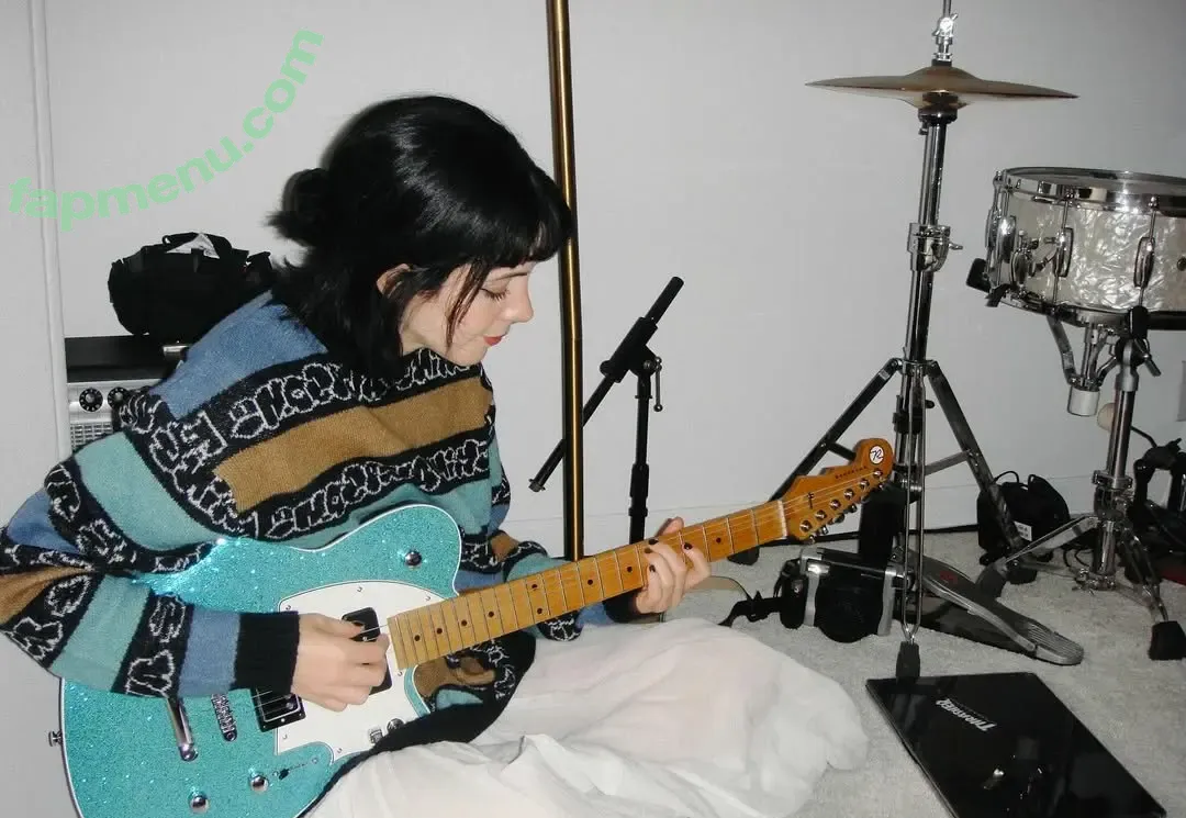 Luna Shadows nude photo #0033 (lunaxshadows / shadowluna)