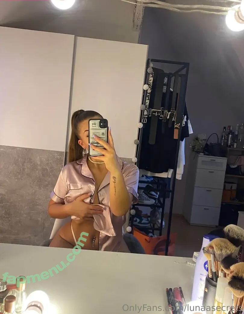 lunaasecrets nude photo #0008 (_lunasecrets_)