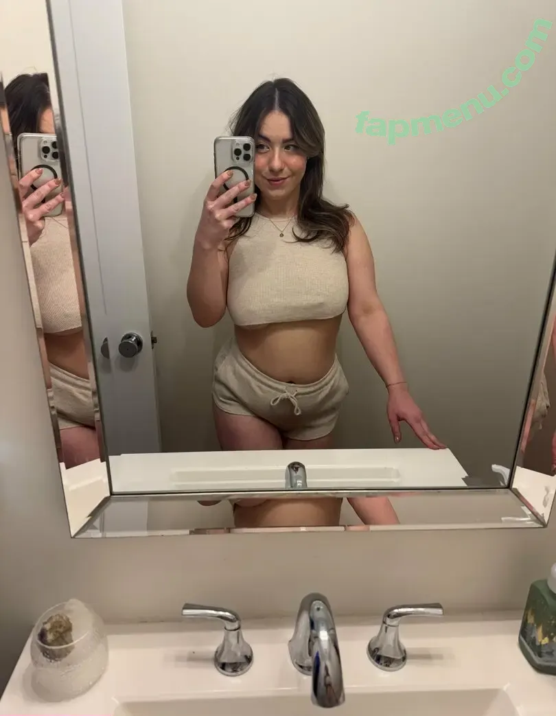 lunabayleefree nude photo #0011 (luna_baylee_)