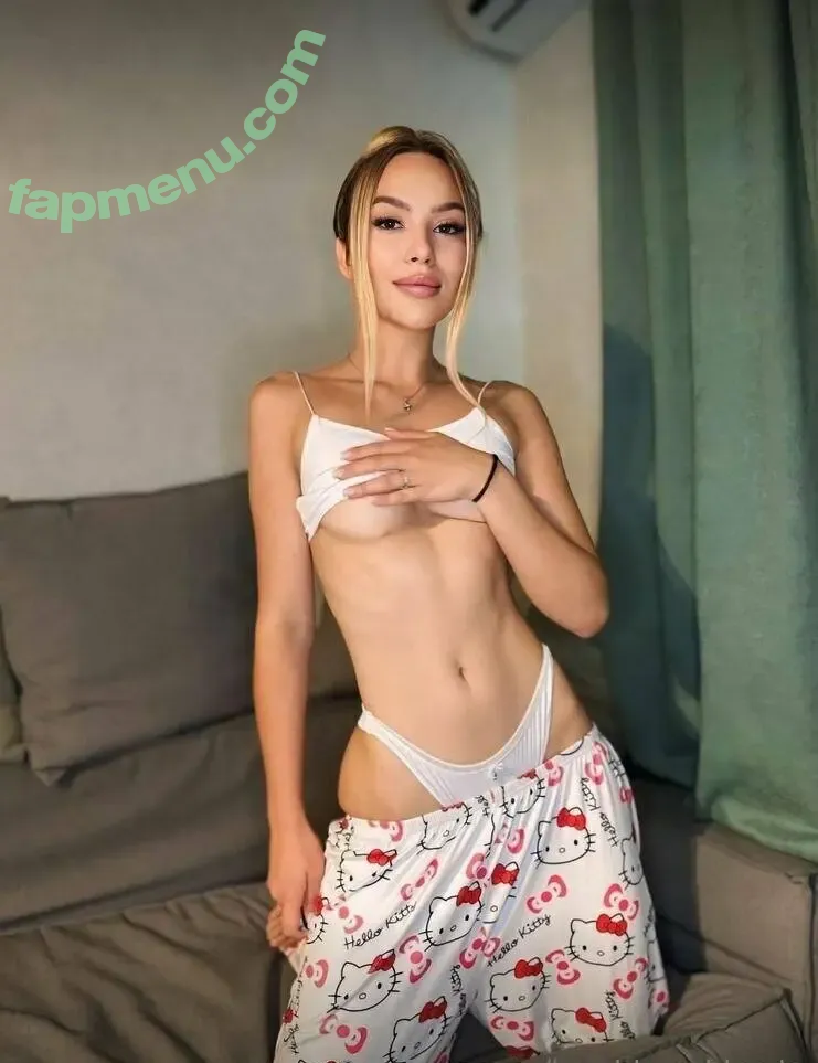 lunabloomblonde nude photo #0047 (lunabloomblonde)