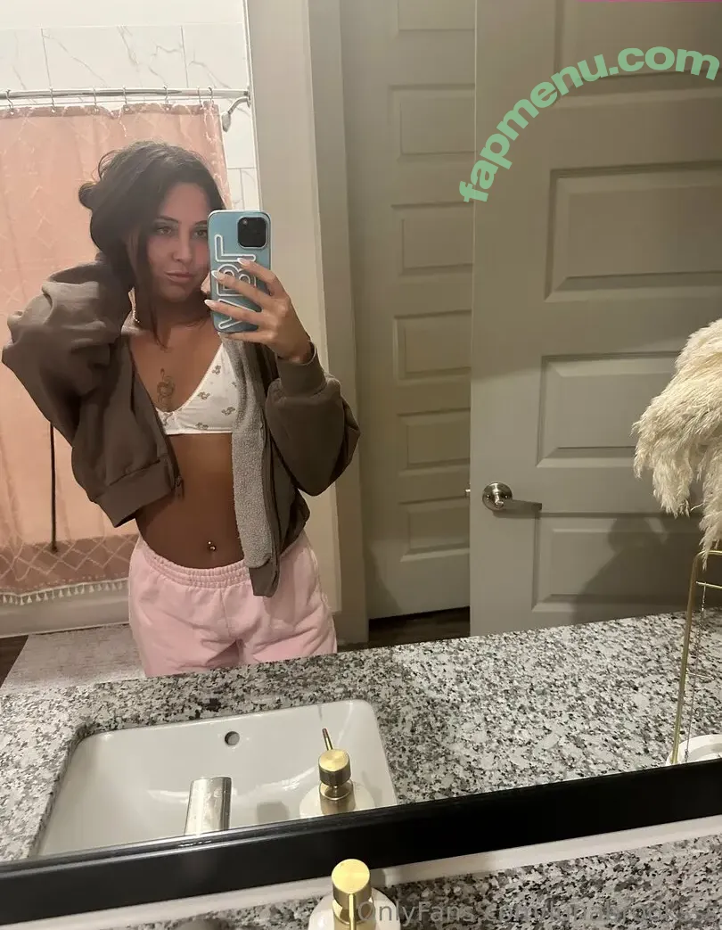 lunabrooksss nude photo #0032 (lunabrooksss)