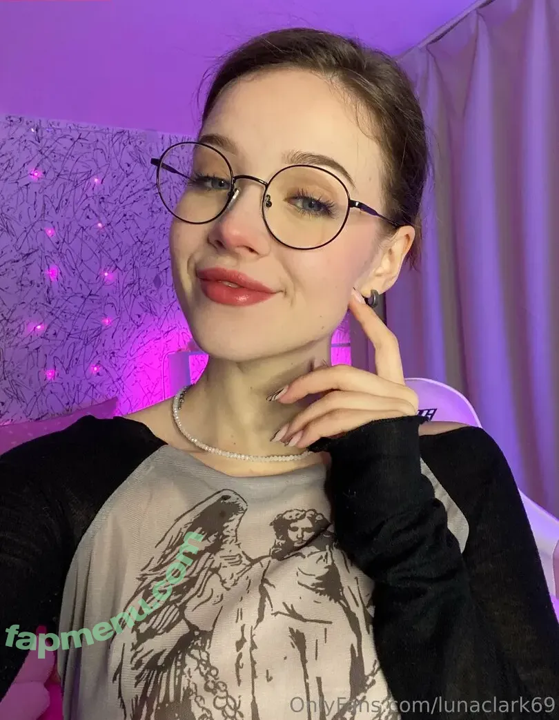 lunaclark69 nude photo #0012 (llunaclark)