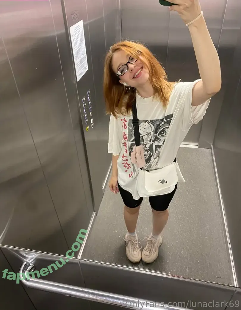 lunaclark69 nude photo #0039 (llunaclark)