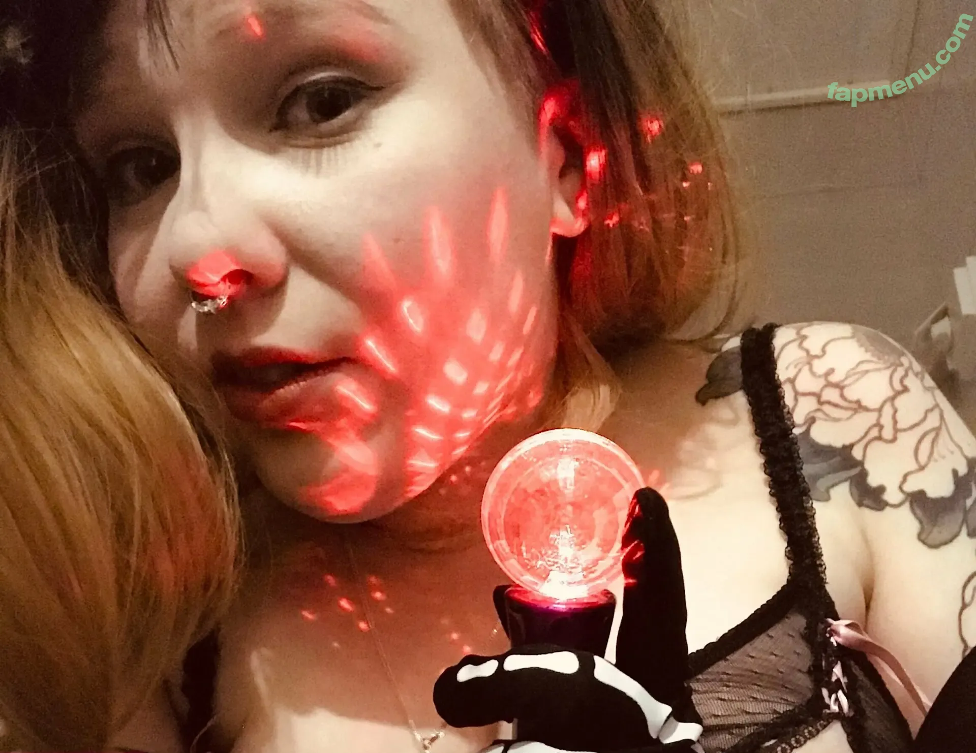 lunadecaygaming nude photo #0010 (lunacygaming)