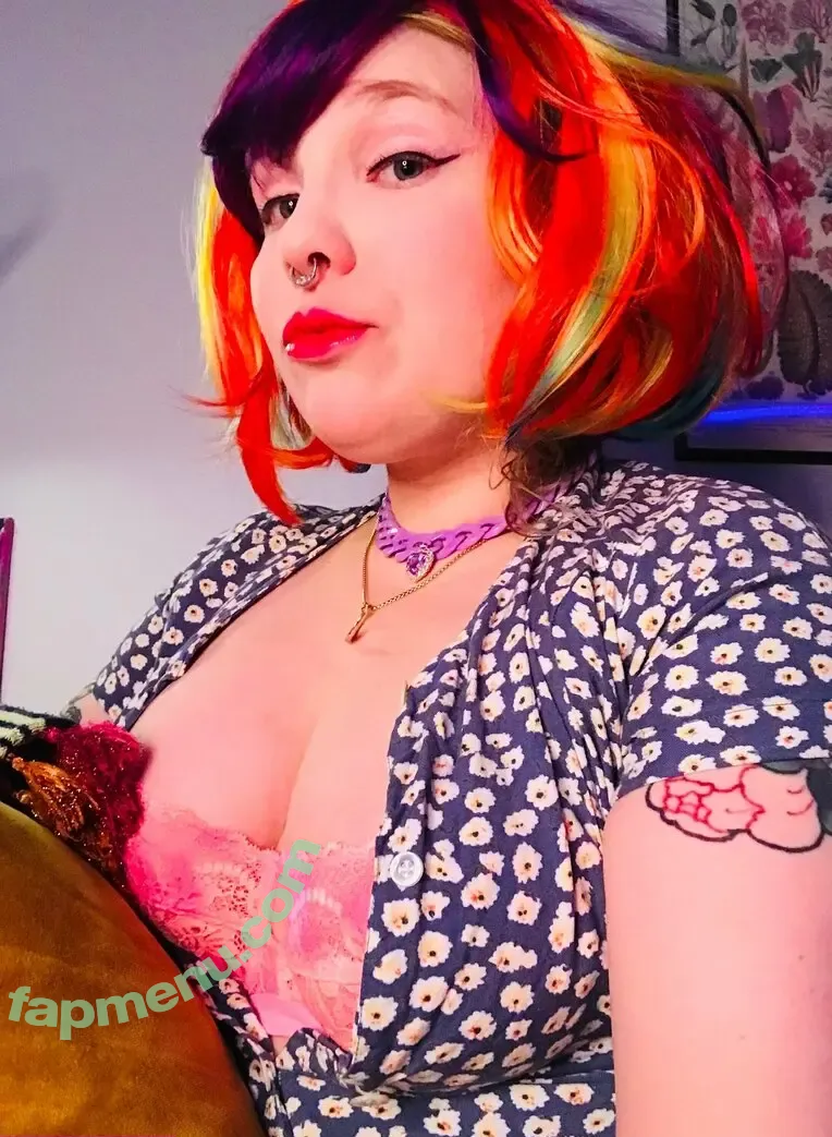 lunadecaygaming nude photo #0082 (lunacygaming)
