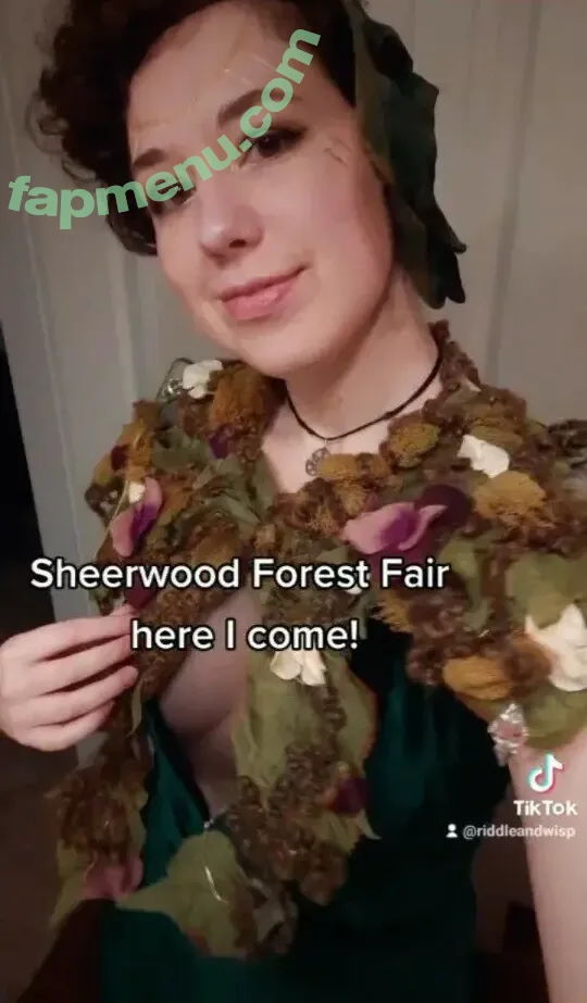 Lunaelamen nude photo #0011 (Lunaecos / RiddleandWisp / lunaecosplay)