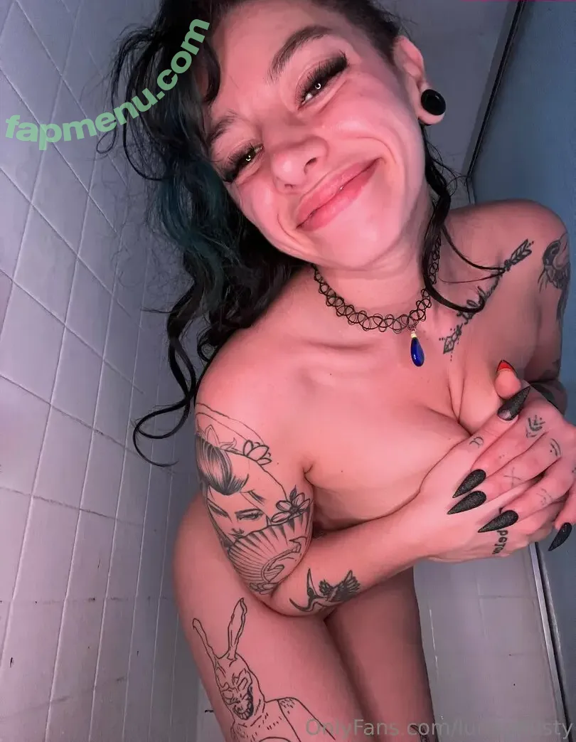 lunaghosty nude photo #0021 (lunaghostess)