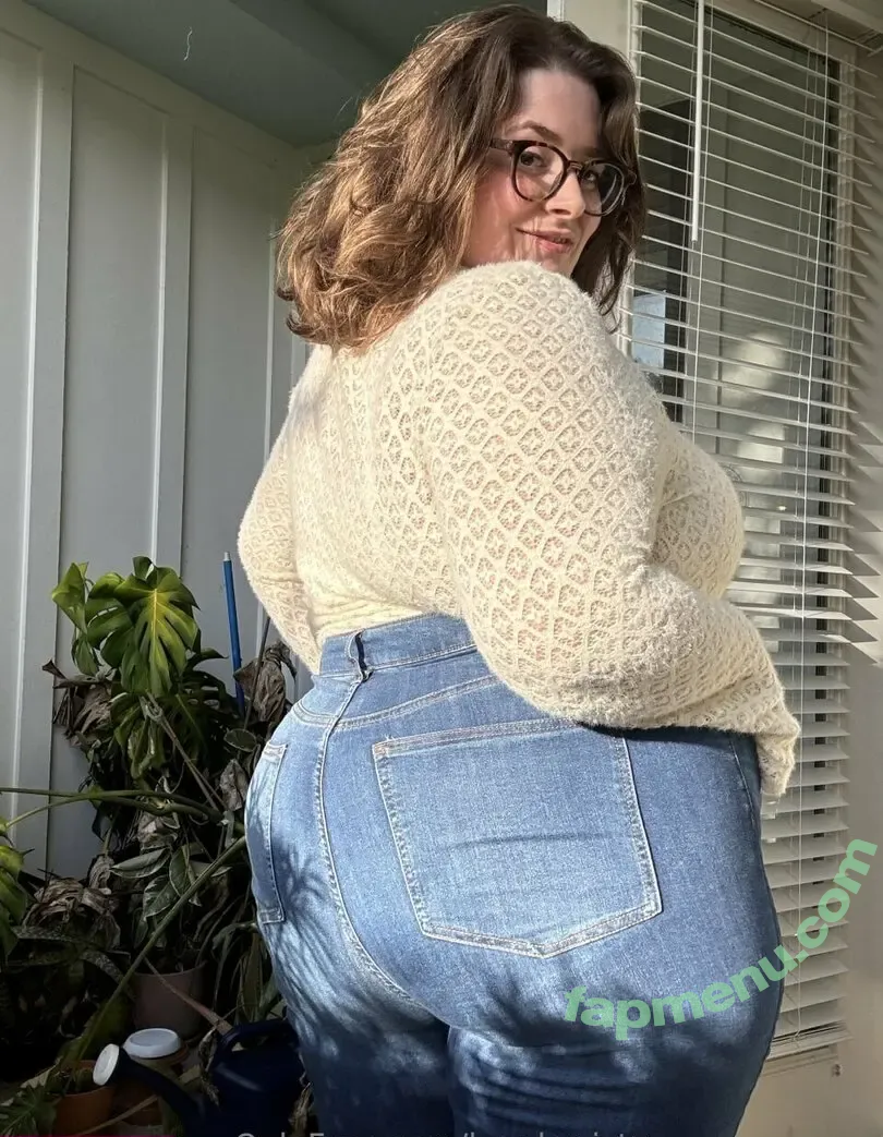 lunalewistv nude photo #0002 (lunalewww)