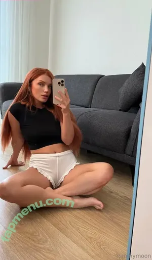 lunalinaluna / lunaluna.luna nude photo #0048