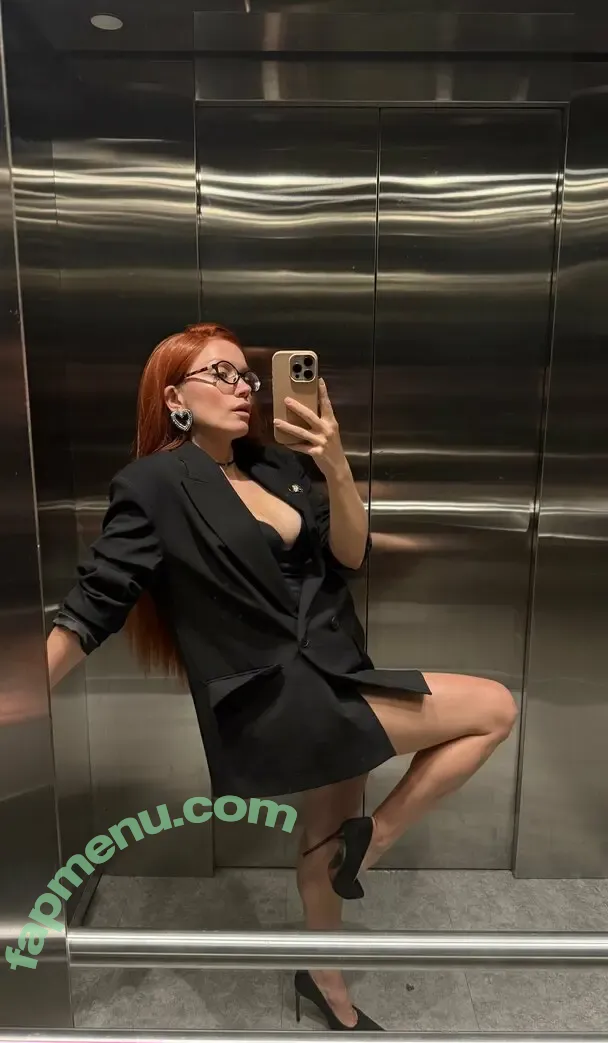 lunalinaluna nude photo #0018 (lunaluna.luna)