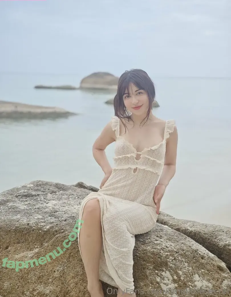 lunalittlesecret nude photo #0075 (lunaslittlesecret99)