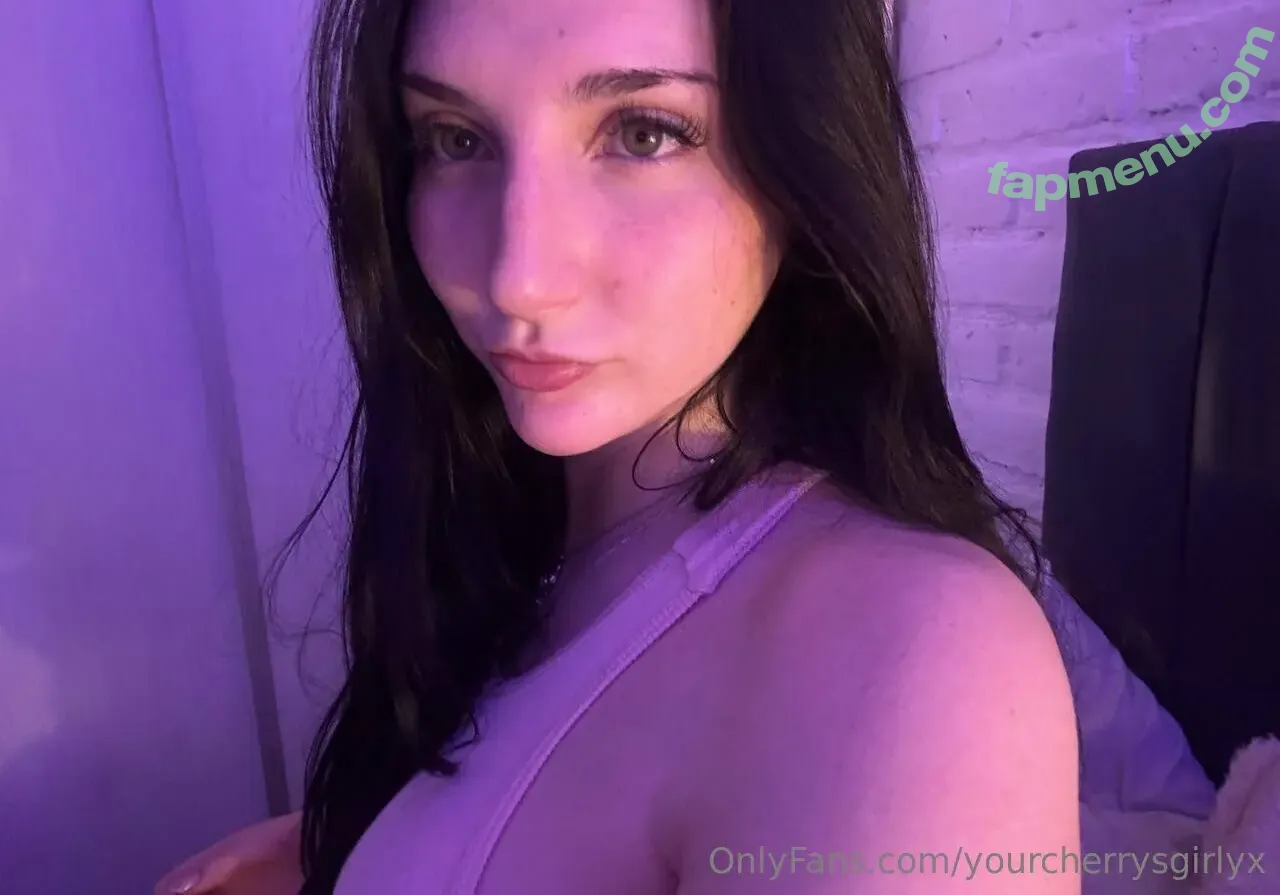 lunaluvx nude photo #0002 (lunaluvx)