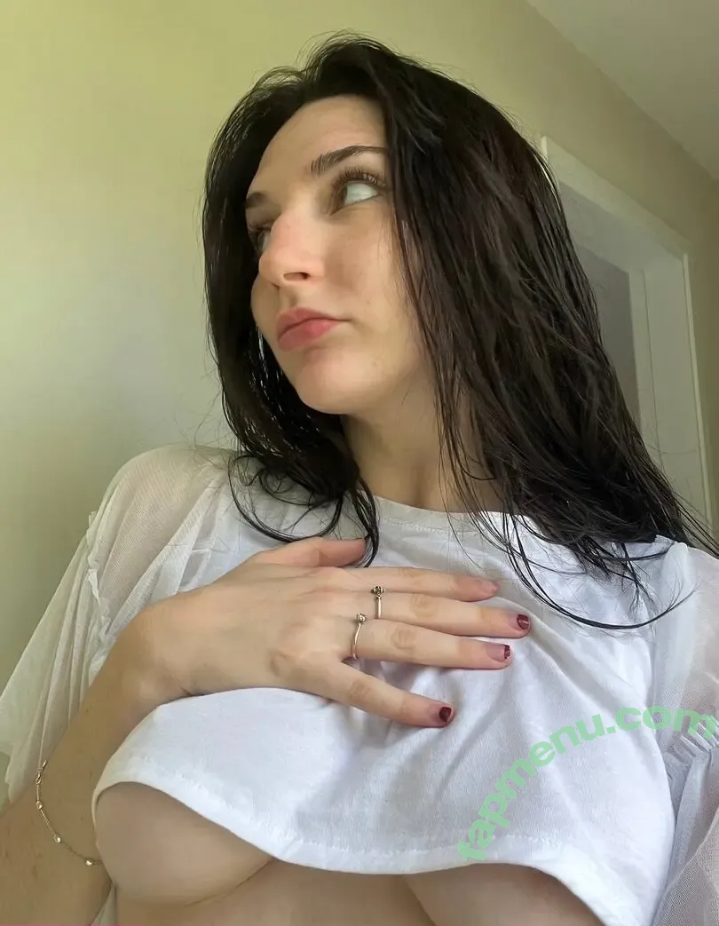 lunaluvx nude photo #0006 (lunaluvx)