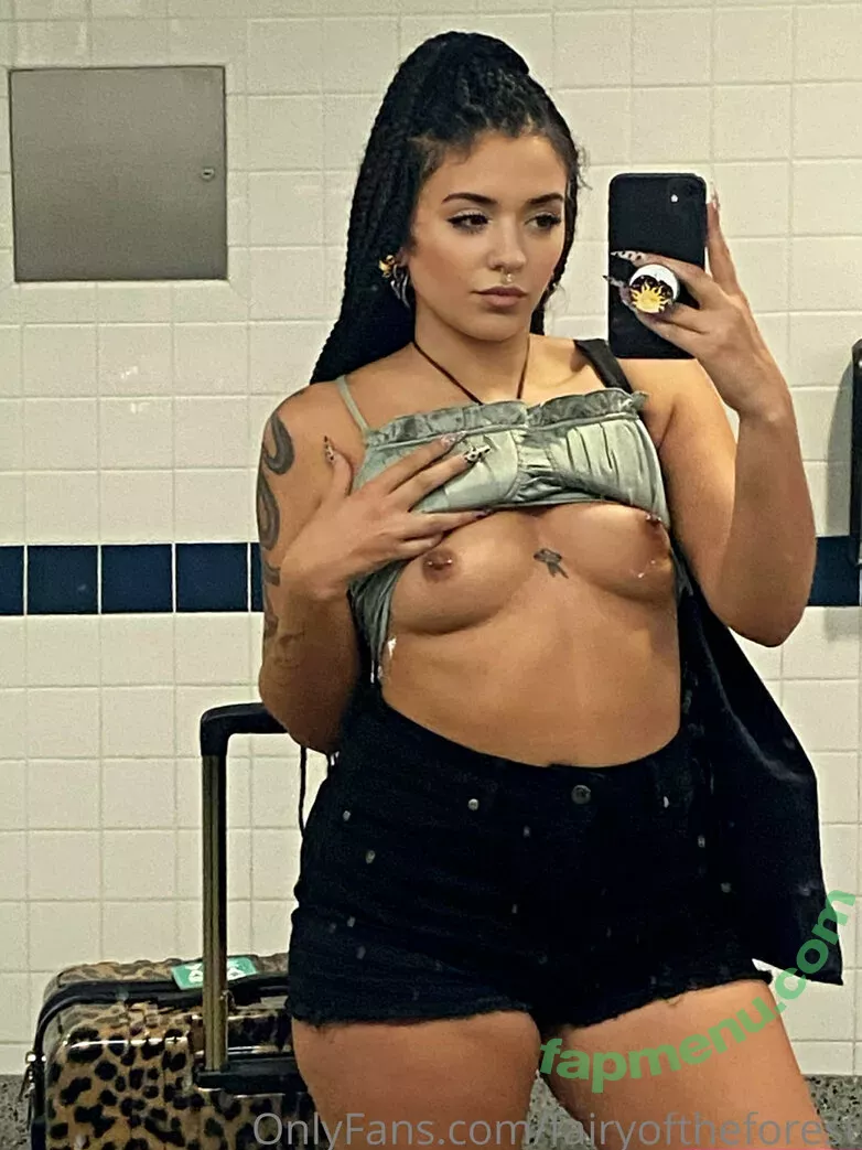 lunamorgantv nude photo #0175 (luna_morgaciova)