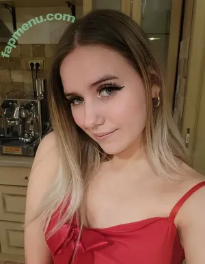  nude photo #0001