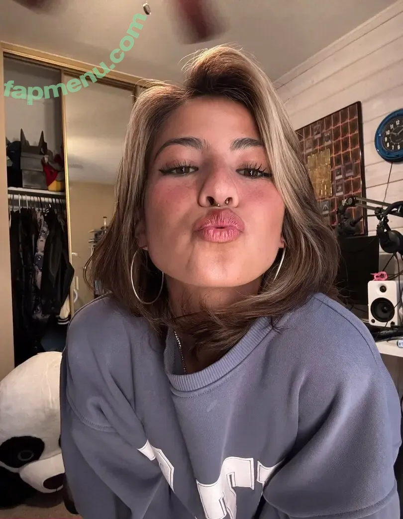 Lunariaxlee nude photo #0001 (kyliemaelyn / oddizee / shark.bae)