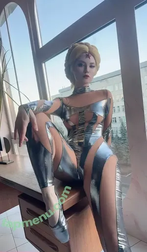 lunaritie / lunaritiecosplay nude photo #0019