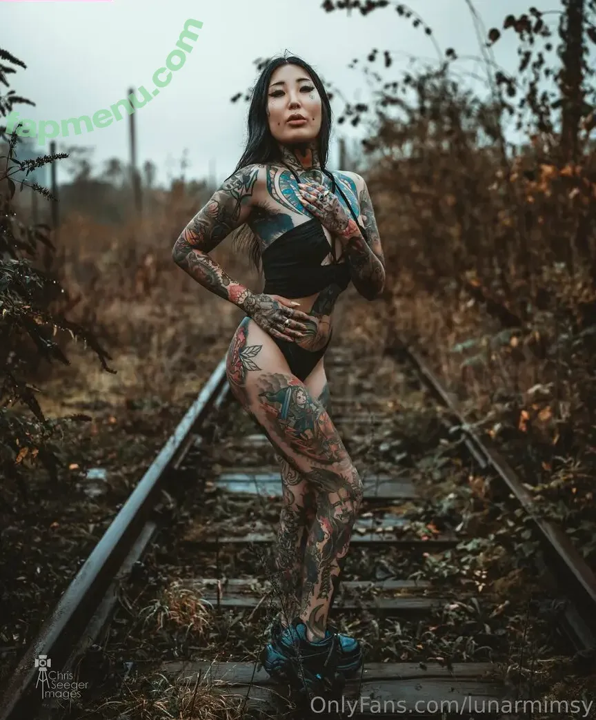 lunarmimsy nude photo #0006 (lunarmimsy)