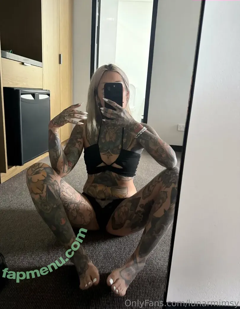 lunarmimsy nude photo #0076 (lunarmimsy)