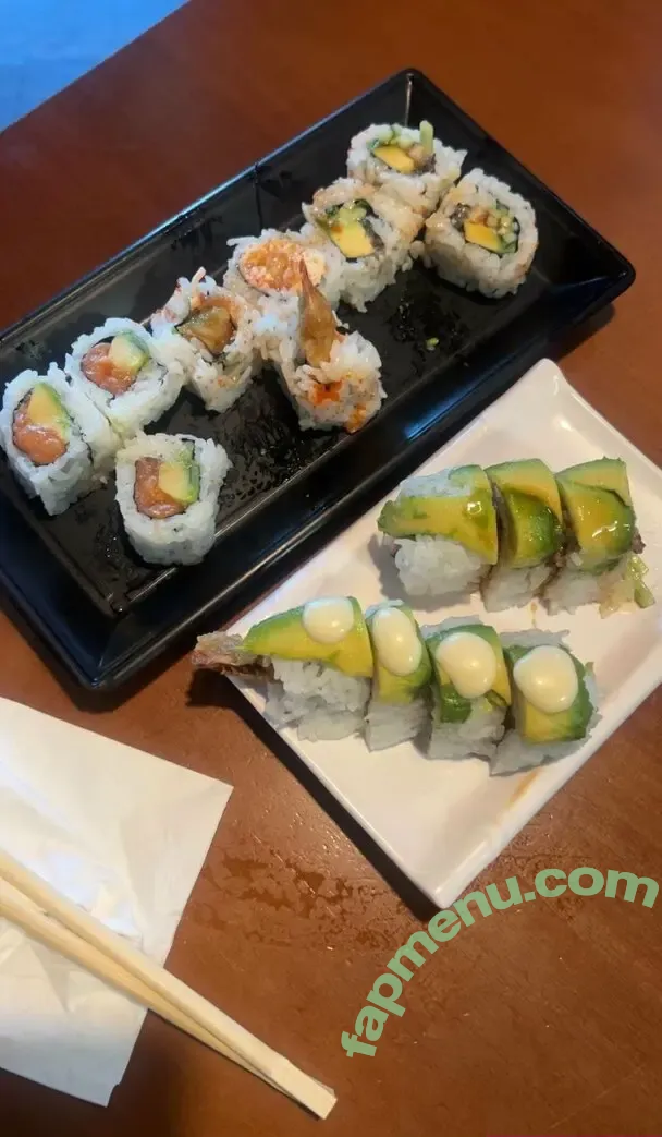 lunavale nude photo #0031 (lunavale.designs)