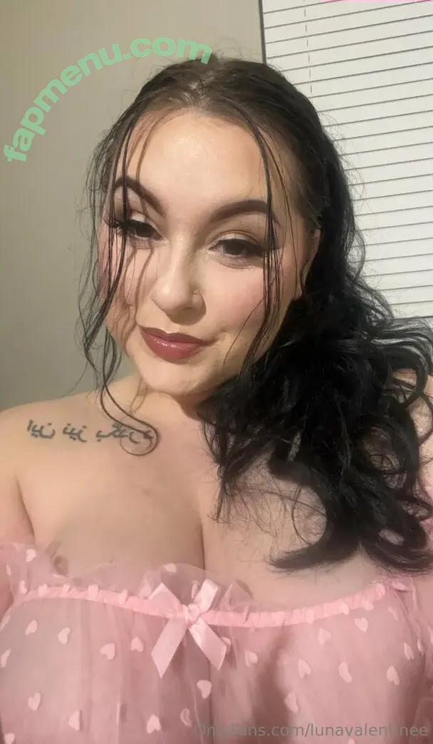 lunavalentinee nude photo #0006 (lunavalentineart)