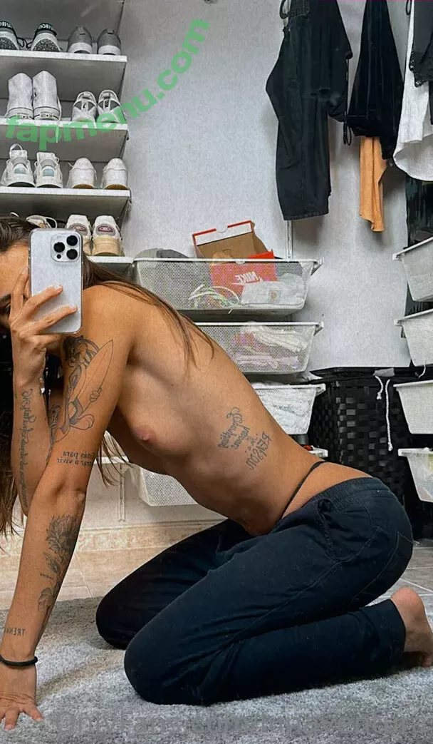 lunaventura nude photo #0107 (lunaven_tura)