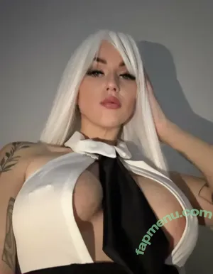 lunavioletof / lunaviola nude photo #0010