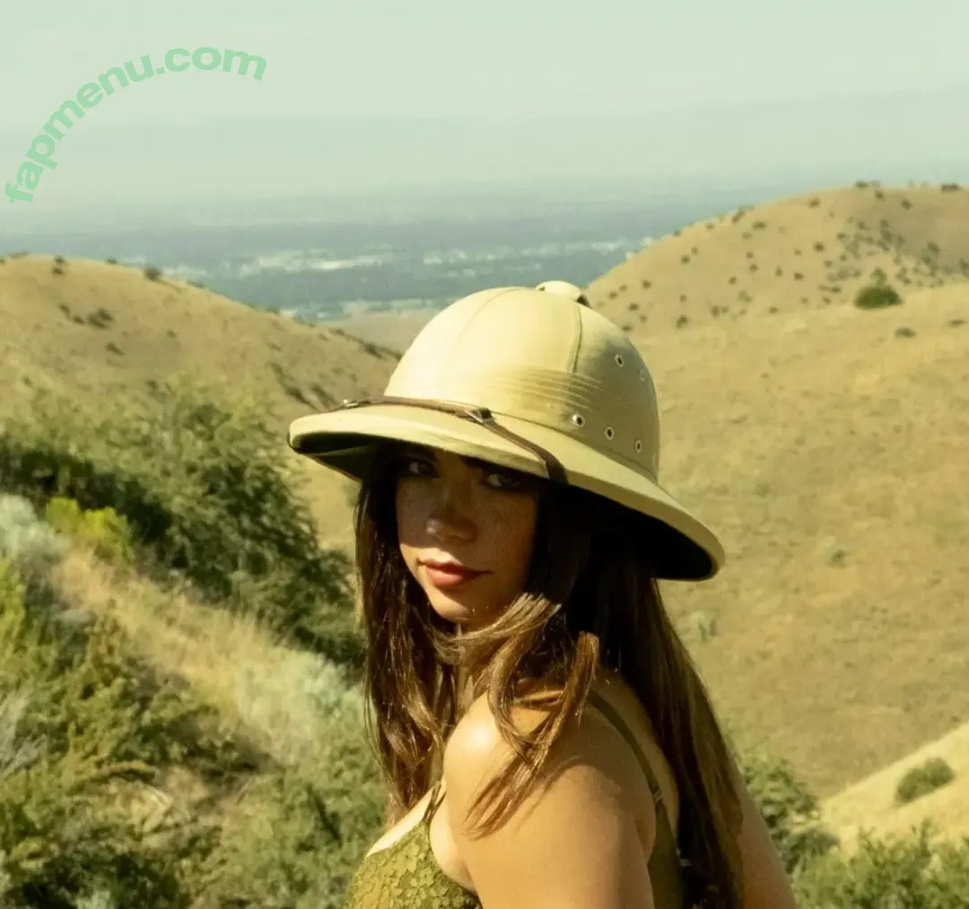 Lunchbaglujan nude photo #0004 (Haylujan)