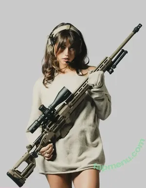 Lunchbaglujan / Haylujan nude photo #0004