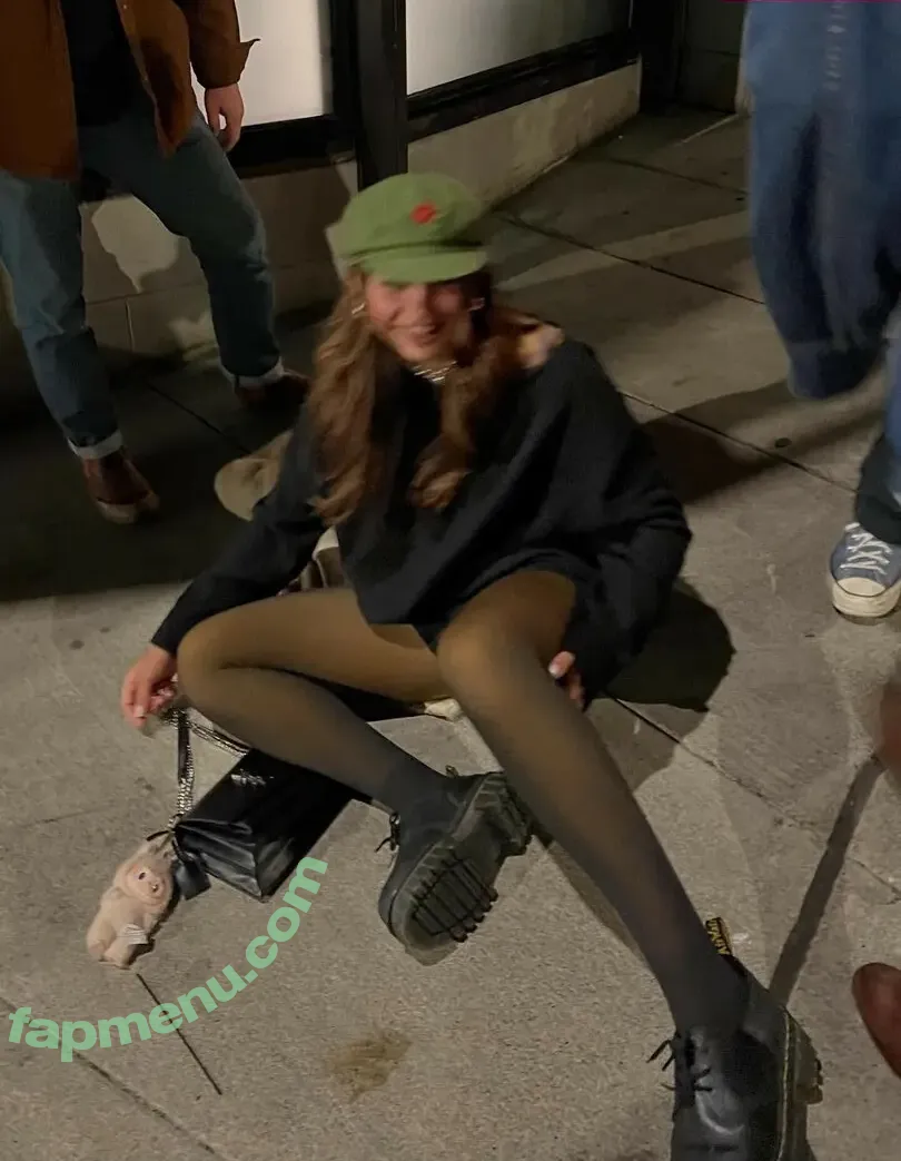 Lunchbaglujan nude photo #0008 (Haylujan)