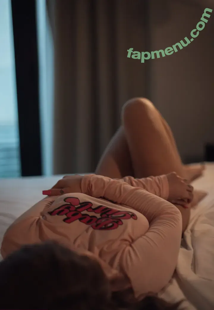 luniitaabcn nude photo #0008 (lunitttaa_)