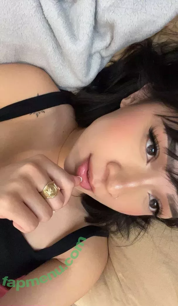 lunox nude photo #0021 (RealQueenCycy / luno0x / queen_cycy)