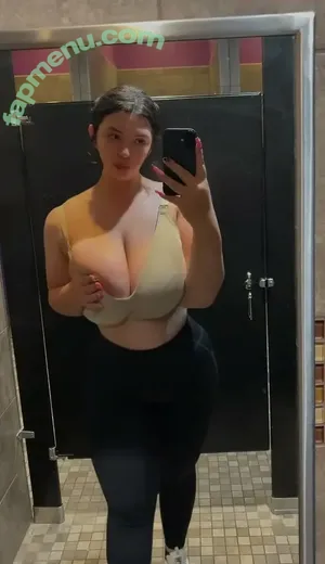 lunrluvr / lunrluvrz nude photo #0033