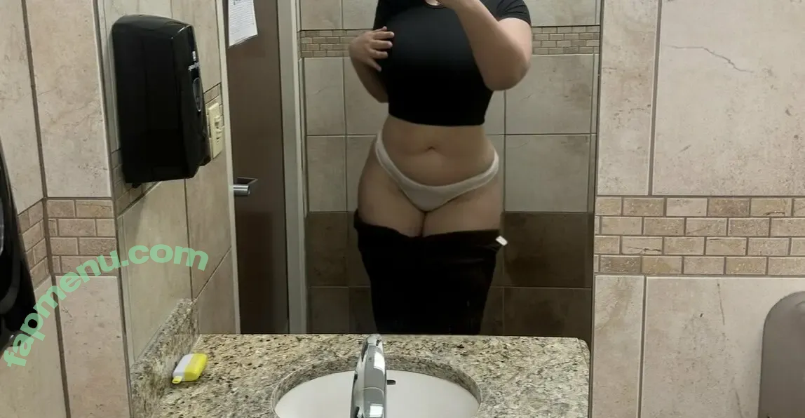 lunrluvr nude photo #0021 (lunrluvrz)