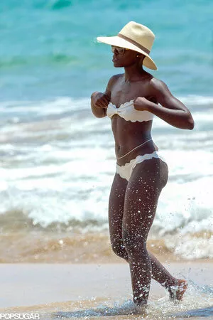 Lupita Nyong'o / lupitanyongo nude photo #0018